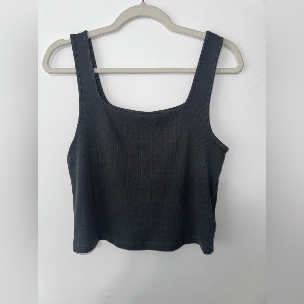 Old Navy Ribbed Cropped Tank Top – Size L (Charcoal Gray)